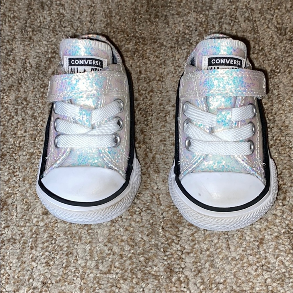 Converse baby girl shoes